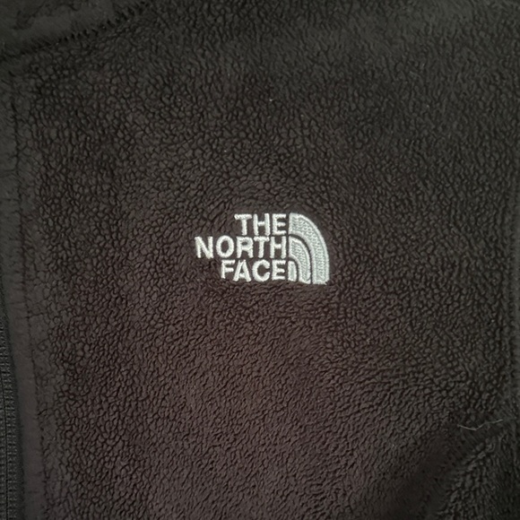 The North Face Women's Dark Brown Fleece Jacket - Picture 2 of 7